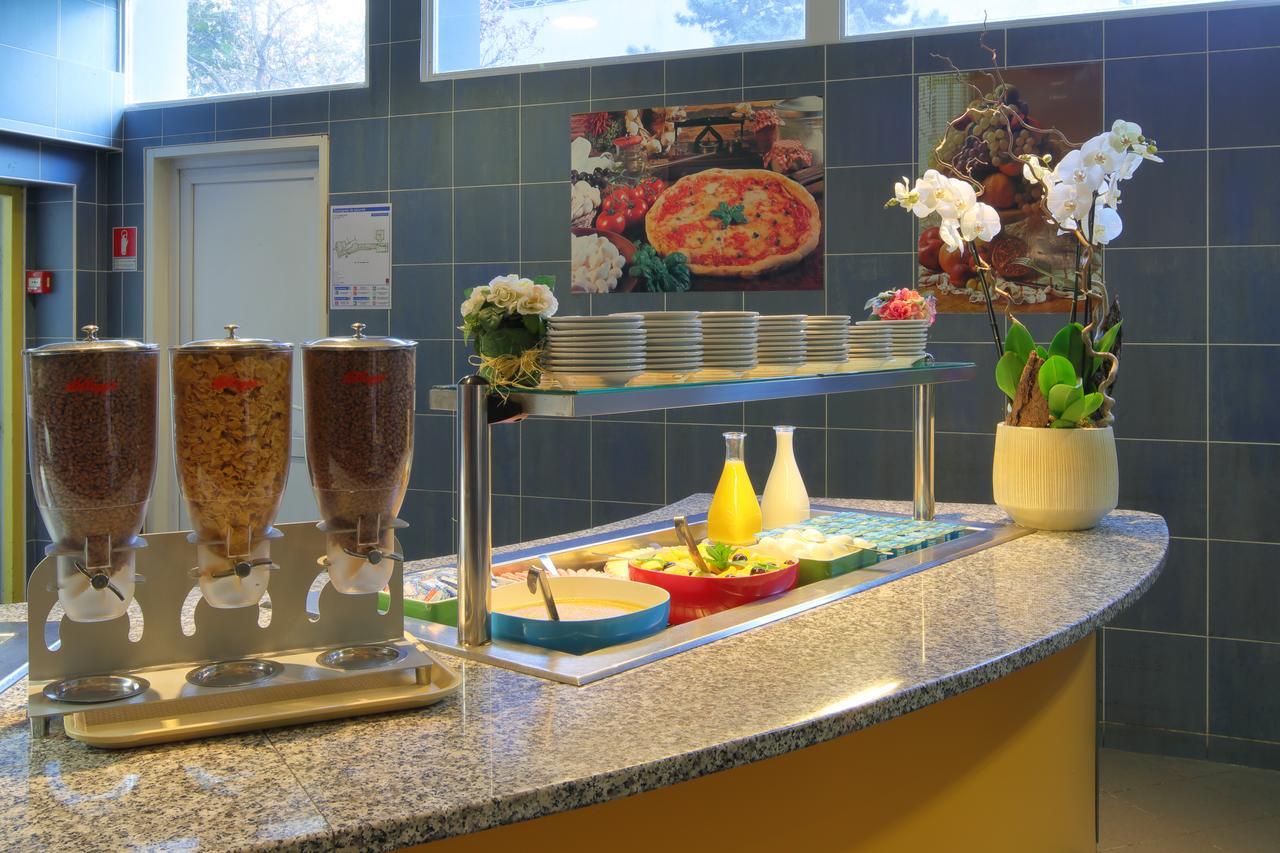 Hotel Cis Maurice Ravel Parigi